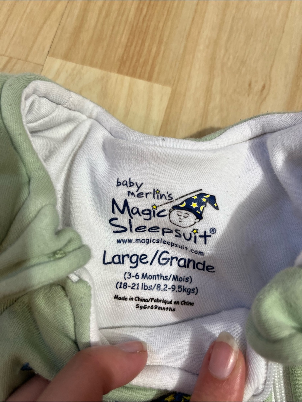 Baby Merlin's Magic Sleepsuit Light Green Suit Infant Sleeping Bag Sleepwear 3-6 - Picture 2 of 3